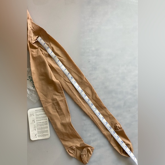 Absolute support pantyhose, large NWT - Picture 3 of 7